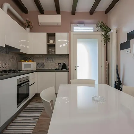 Daire I-host - Imbonati 6