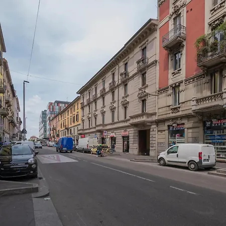 I-host - Imbonati 6 Apartamento
